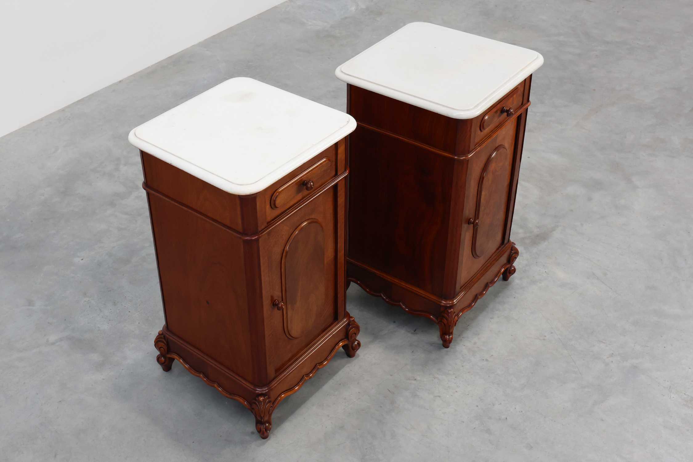 Pair Louis XV nightstands with Carrara marble top, France ca. 1890thumbnail